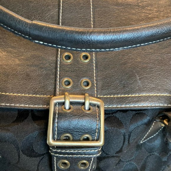 COACH LARGE SIGNATURE SATCHEL F045-5774 BLACK CANVAS W/ LEATHER TRIM - Picture 2 of 7